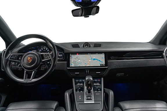 Porsche Cayenne 21 of 30