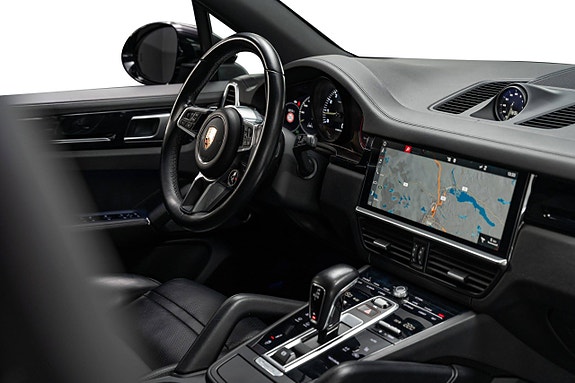 Porsche Cayenne 26 of 30