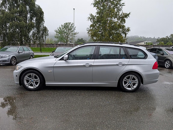 BMW 318d 2 of 23