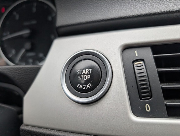BMW 318d 13 of 23