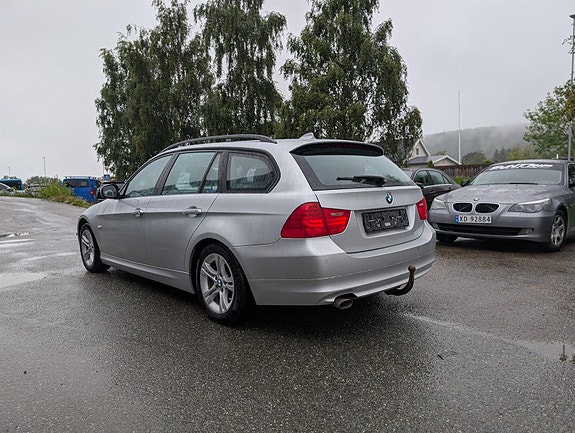 BMW 318d 3 of 23