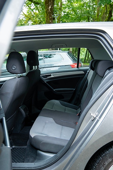Volkswagen e-Golf VII 18 of 30