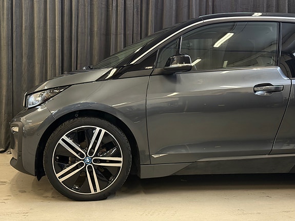 BMW i3 6 of 30