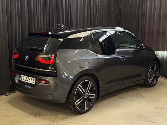 BMW i3 10 of 30