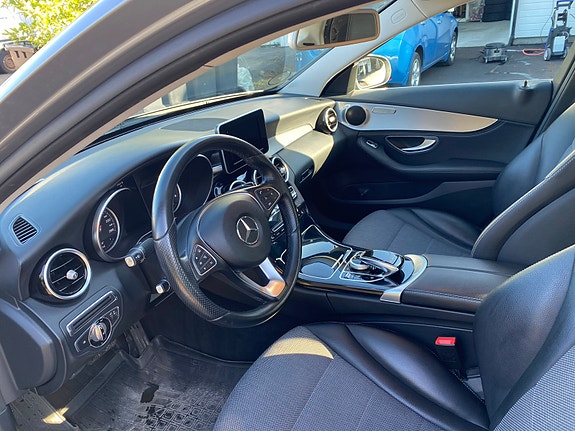 Mercedes-Benz C180 d 11 of 13