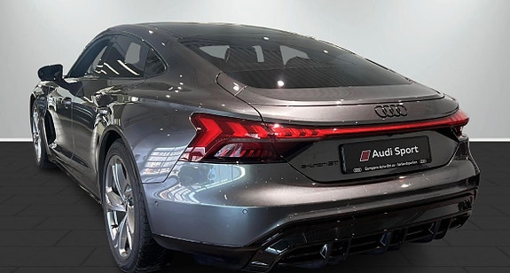 Audi e-tron GT 6 of 17