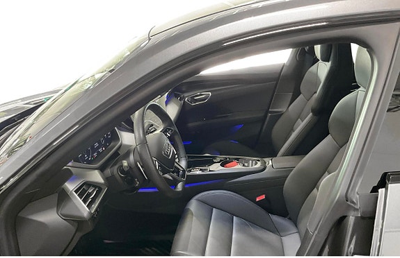 Audi e-tron GT 8 of 17
