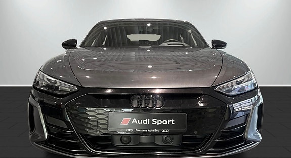 Audi e-tron GT 7 of 17