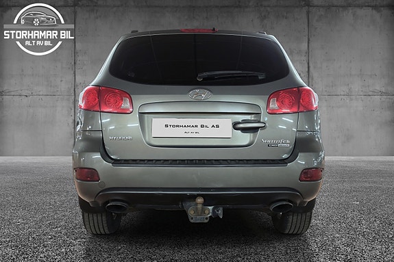 Hyundai Santa Fe 8 of 30