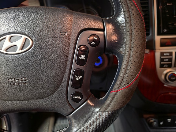 Hyundai Santa Fe 21 of 30
