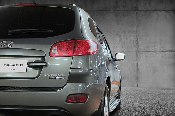 Hyundai Santa Fe 12 of 30
