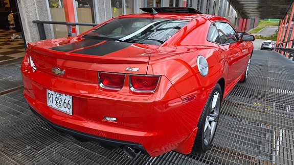 Chevrolet Camaro 13 of 30