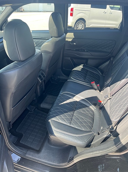 Mitsubishi Outlander 11 of 21