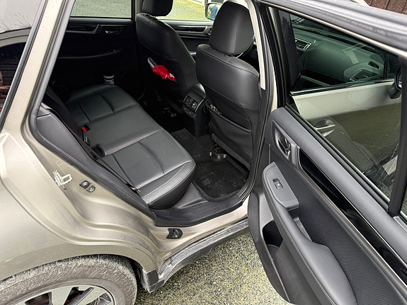 Subaru Outback 15 of 17