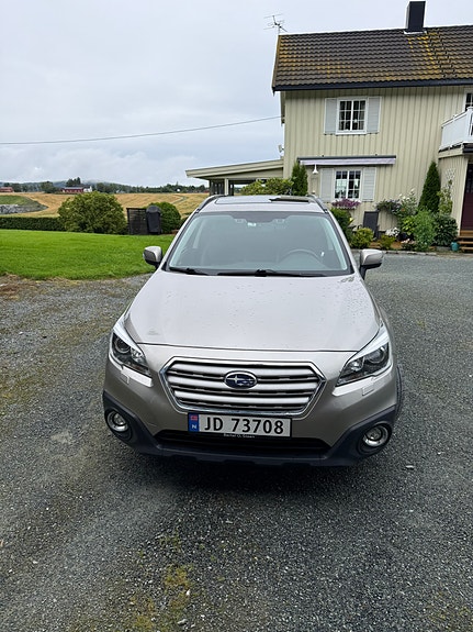 Subaru Outback 2 of 17