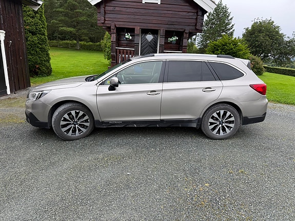 Subaru Outback 4 of 17