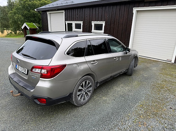 Subaru Outback 5 of 17
