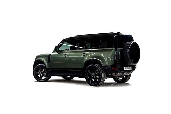 Land Rover Defender 110 11 of 30