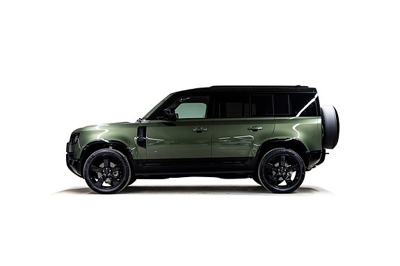 Land Rover Defender 110 5 of 30