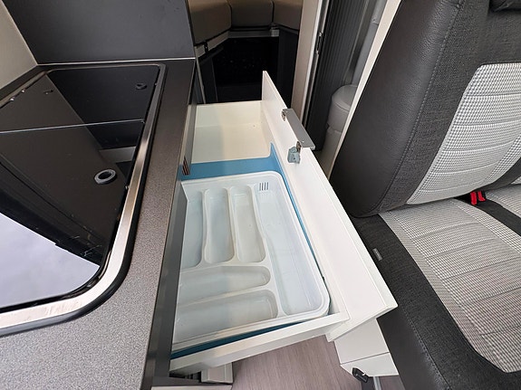 Adria Twin 640 SLB SOLCELLE / ALDE / AC / 9 TRINNS GIR / KROK !! 18 of 30