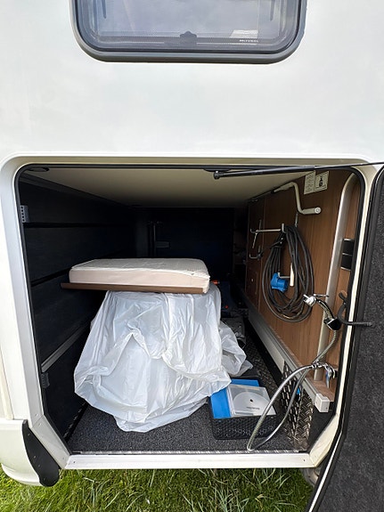 Hymer B 880 ML 2x SOLCELLE / 2 X LITHIUM / INVERTER / HYD LABBER / ++ 8 of 30