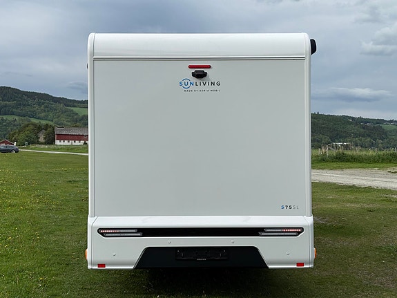 Sun Living S-SERIES S 75SL 165 HK / 8 TRINNSGIR / ALU FELGER / SENKESENG / ADAPTIV CRUISE 4 of 30