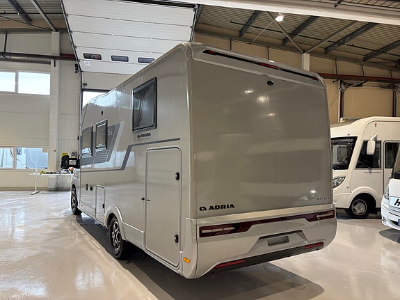Adria MATRIX 670SL 60Y / 8 TRINN GIRKASSE / MARKISE / MEGET PEN NY BIL 5 of 30