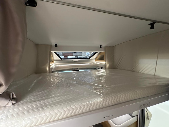Adria MATRIX 670SL 60Y / 8 TRINN GIRKASSE / MARKISE / MEGET PEN NY BIL 26 of 30