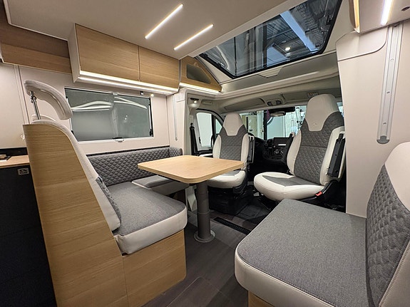 Adria MATRIX 670SL 60Y / 8 TRINN GIRKASSE / MARKISE / MEGET PEN NY BIL 8 of 30