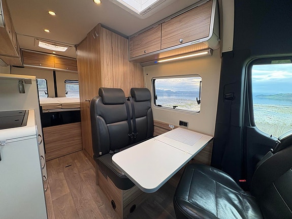 Hymer Grand Canyon S DIESEL TRUMA / BAKHJULSDRIFT / KROK / MERCHEDES / SKINN 18 of 30