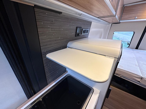 Hymer Grand Canyon S DIESEL TRUMA / BAKHJULSDRIFT / KROK / MERCHEDES / SKINN 23 of 30