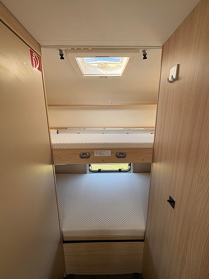 Bürstner Lyseo A660 Praktisk og romslig bobil med henger feste på 2000 kg 24 of 30