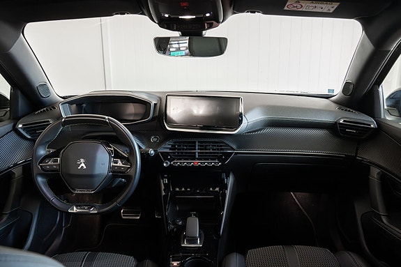 Peugeot 2008 18 of 30