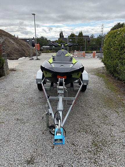 Sea Doo Spark Trixx 2 of 9