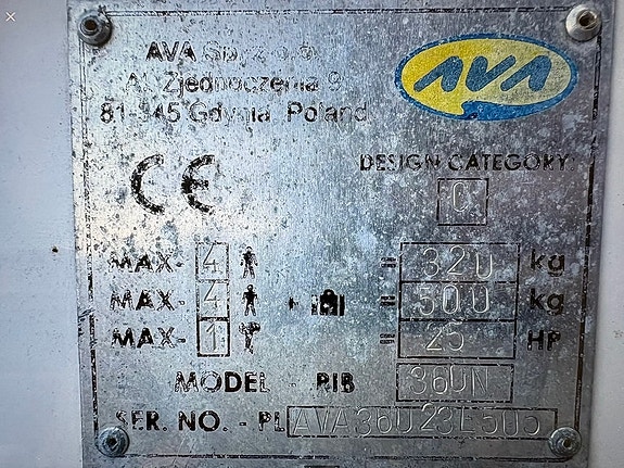 AVA 360 Rib med 9,9 (15) Thoatsu motor, med gaupen henger 9 of 17