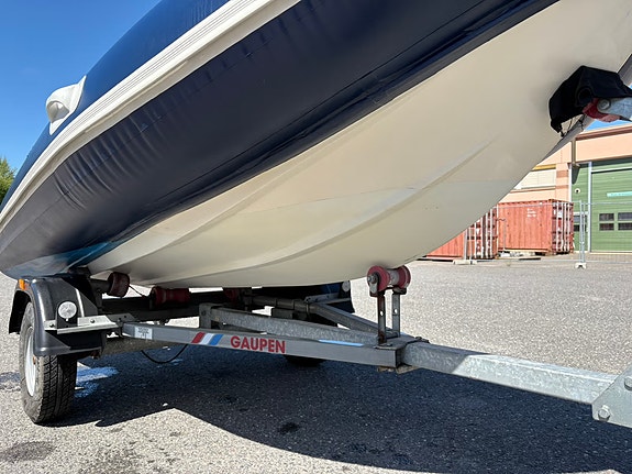 AVA 360 Rib med 9,9 (15) Thoatsu motor, med gaupen henger 15 of 17