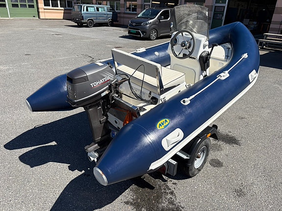 AVA 360 Rib med 9,9 (15) Thoatsu motor, med gaupen henger 4 of 17