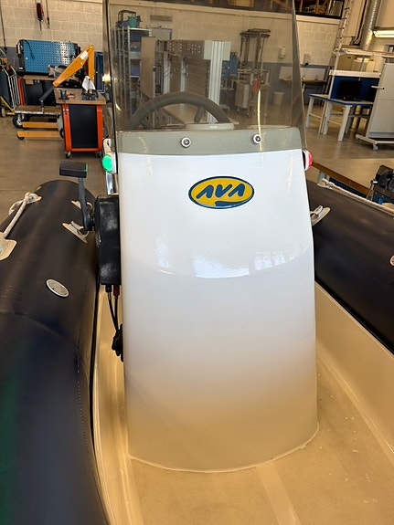 AVA 360 Rib med 9,9 (15) Thoatsu motor, med gaupen henger 14 of 17
