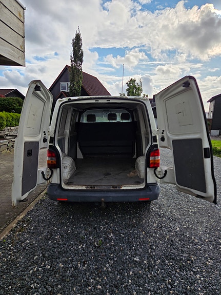 Volkswagen Transporter 5 of 18
