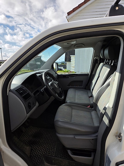 Volkswagen Transporter 11 of 18