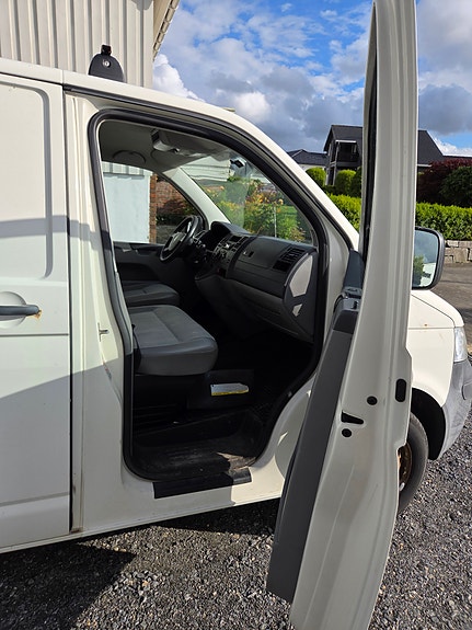 Volkswagen Transporter 6 of 18