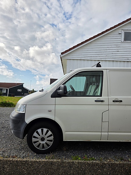 Volkswagen Transporter 14 of 18