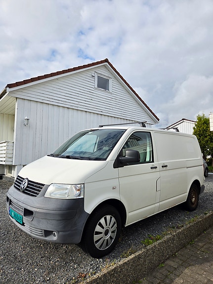Volkswagen Transporter 2 of 18