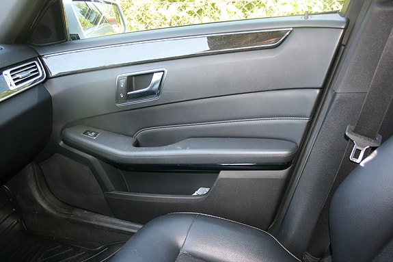 Mercedes-Benz E220 d 15 of 30