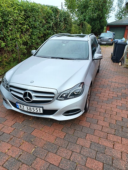 Mercedes-Benz E220 d 2 of 30