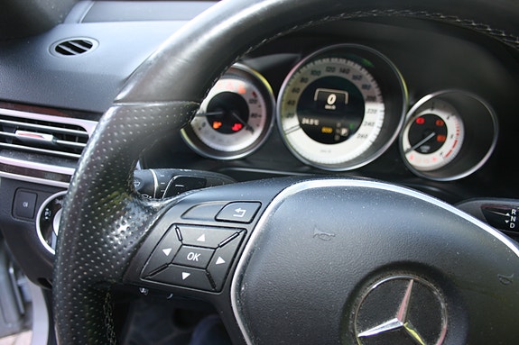 Mercedes-Benz E220 d 18 of 30