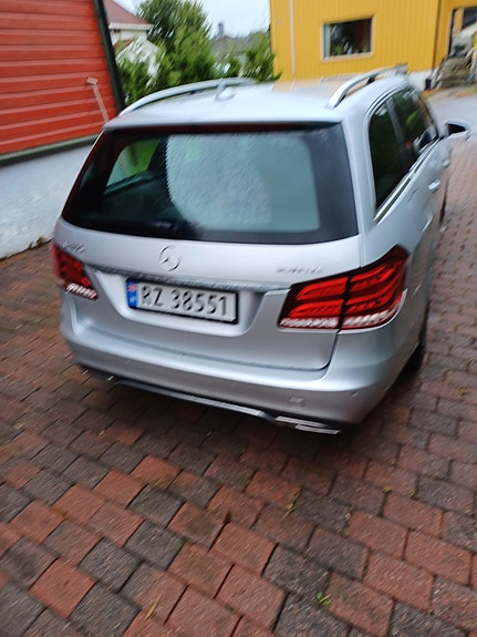 Mercedes-Benz E220 d 5 of 30
