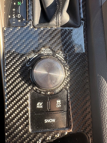 Lexus IS300h 27 of 30