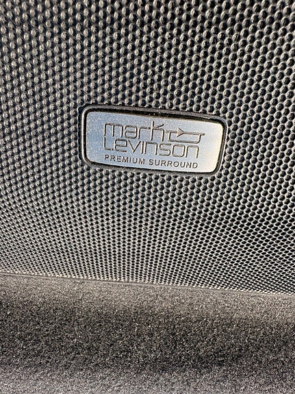 Lexus IS300h 25 of 30