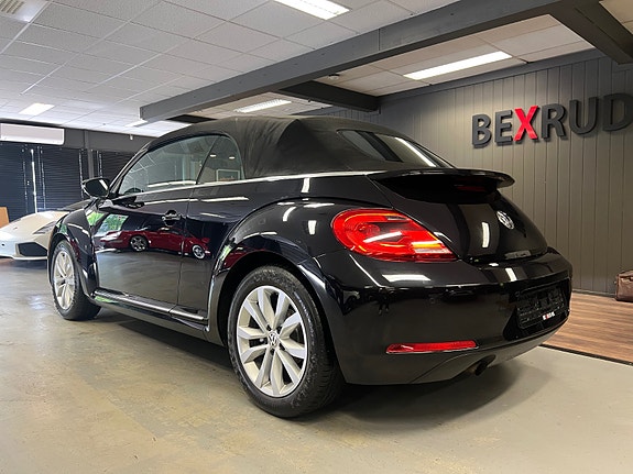 Volkswagen Beetle 5 of 19